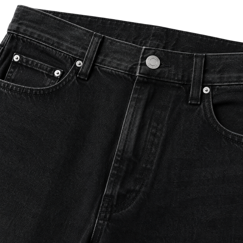 Premium Straight-Leg Denim Jeans – Washed Black | Founsturt